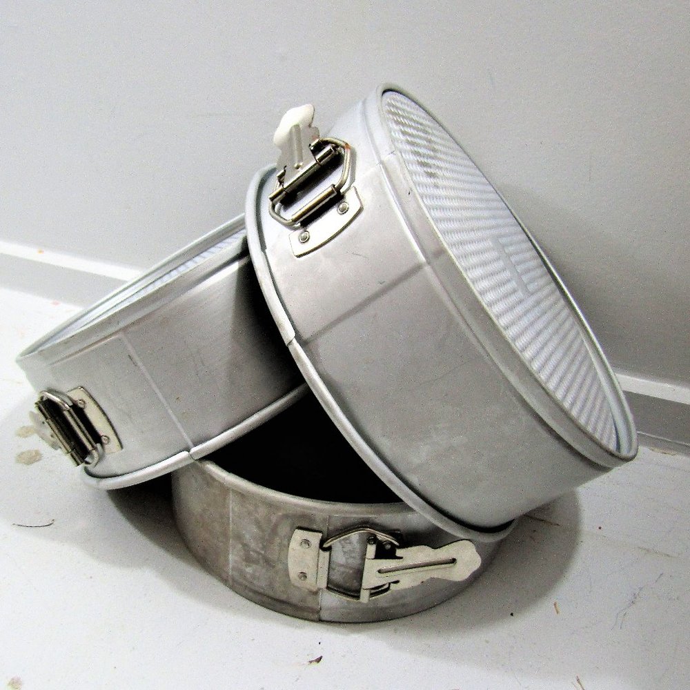 Three Springform Cheesecake Pans - Picture 2 of 8